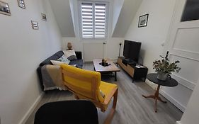 Maison De Ville Avec Garage